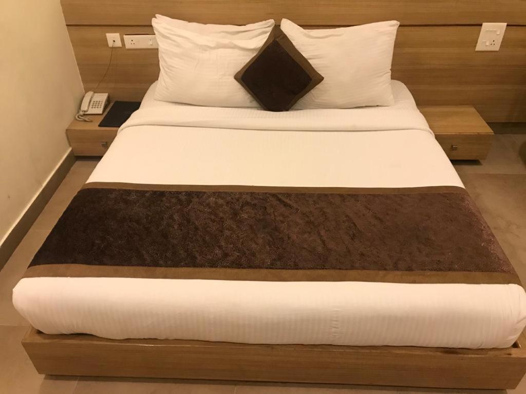 Hotel City Square Hisār Exterior foto