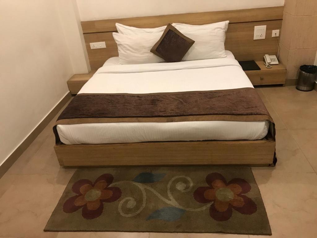 Hotel City Square Hisār Exterior foto
