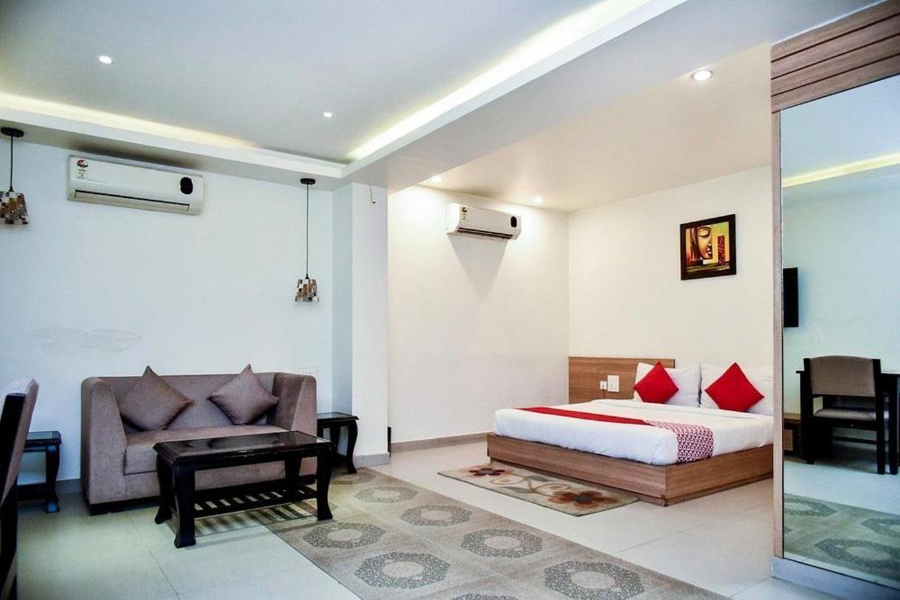 Hotel City Square Hisār Exterior foto